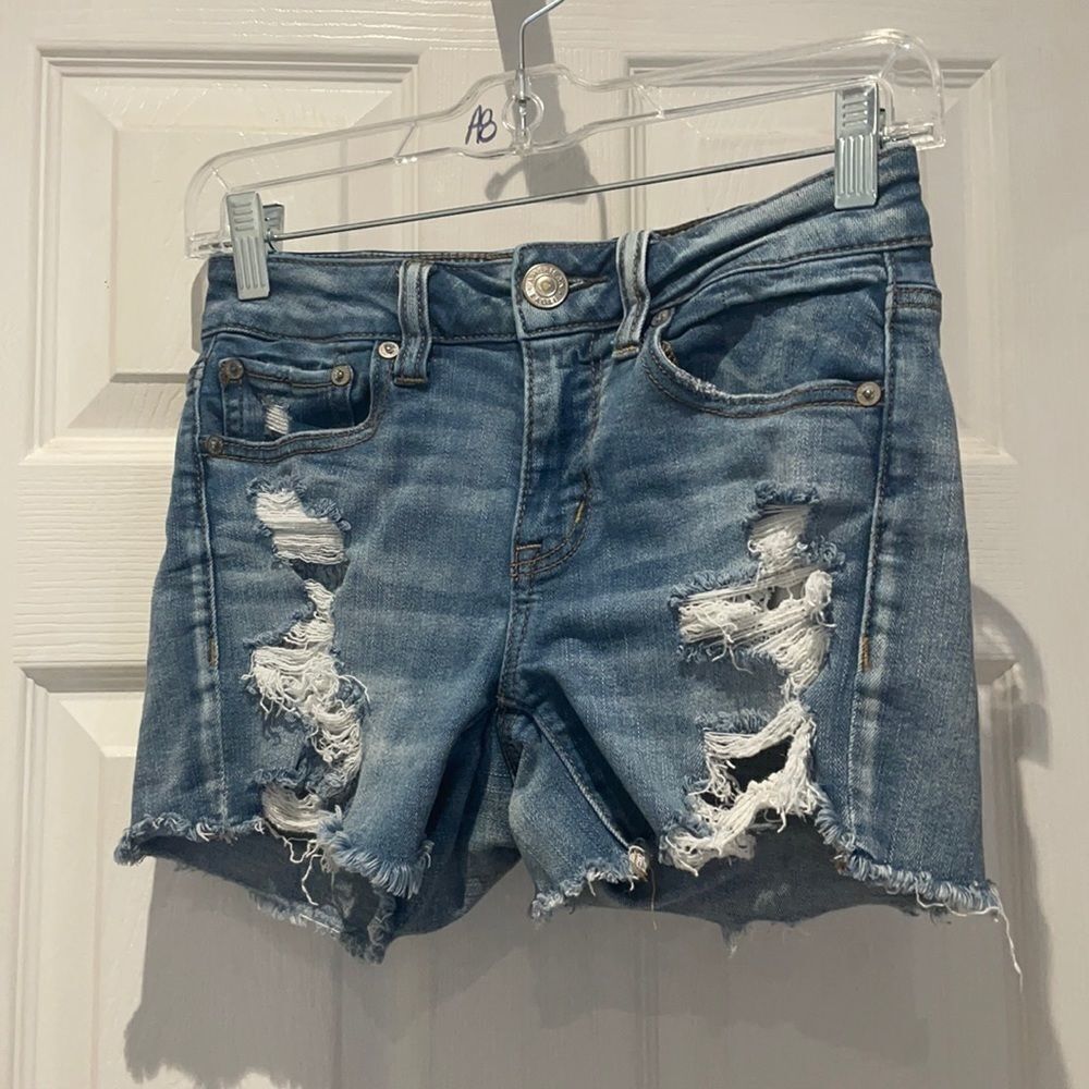 AEO denim distressed midi shorts SZ 2